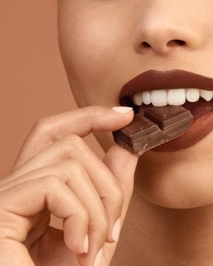 "Шоколадная" коллекция матовых помад Les Chocolats от L'Or? Скидки в РИВ ГОШ.