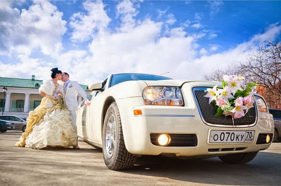 Аренда машины на свадьбу